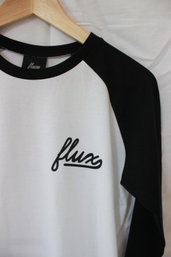 frenchloophole:  fluxclothing:  NOW ONLY £15! NOT MANY LEFT  http://fluxstore.co.uk/product/cobra-raglan-baseball-t-shirt  .