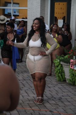 planetofthickbeautifulwomen2:   Francie Maupin AKA Miss Diva Kurves @ The Miss Diva Kurves, 2 Year Anniversary Pool Party in Atlanta, August 2016   