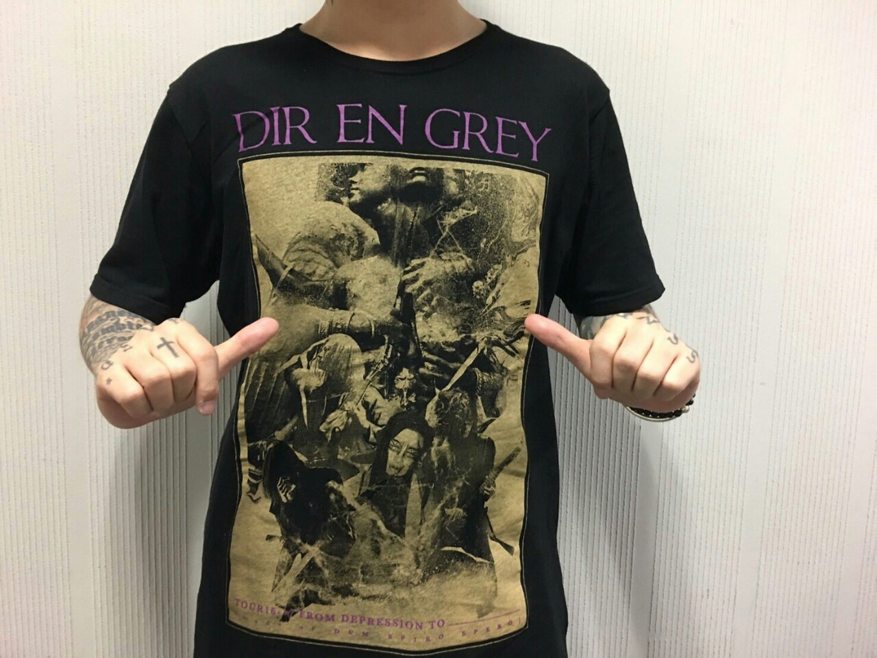 売買 DIR EN GREY コラボ Tシャツ サイズL rauquen.cl