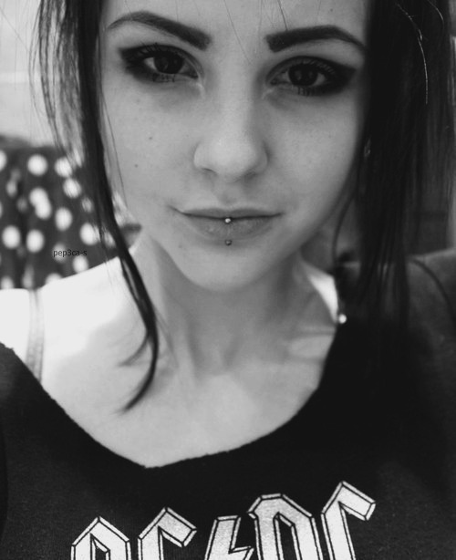 stopteasingme:  Hello little me