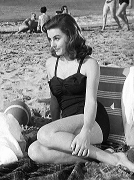 Elaine Stewart in A Slight Case of Larceny (1953)