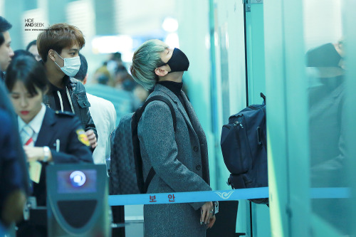 fybaekhyun:  151120 Airport - Incheon to Macau  © hide and seek | do not edit. 