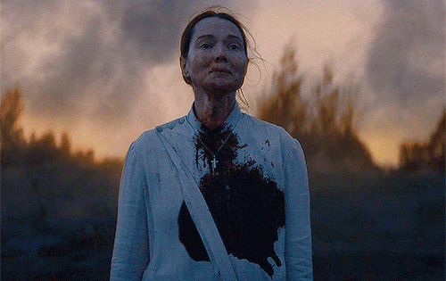 abnerkrill:Samantha Sloyan as Beverly Keane in Midnight Mass (2021)