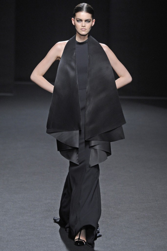 MaySociety — Stephane Rolland Fall Haute Couture 2013...