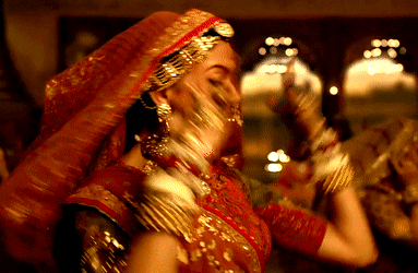 rani-padmavati:Ghoomar Ghoomar Ghoomar Ghoomar Ghoome Re