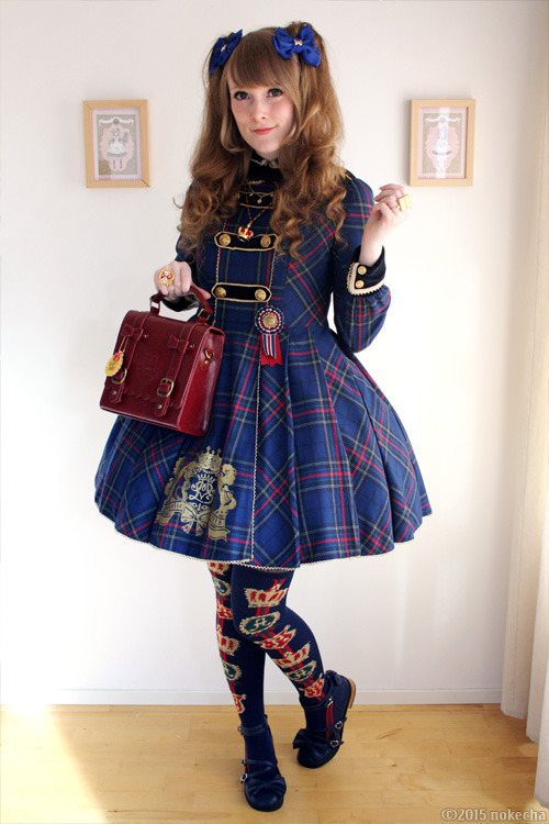 nokecha:Coat of Arms Tartan One PieceDress, ribbon combs, jewellery, socks, shoes: Angelic PrettyCoo