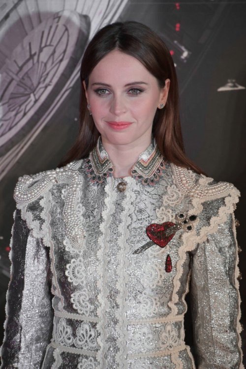FELICITY JONES wearing GUCCI RESORT 2017