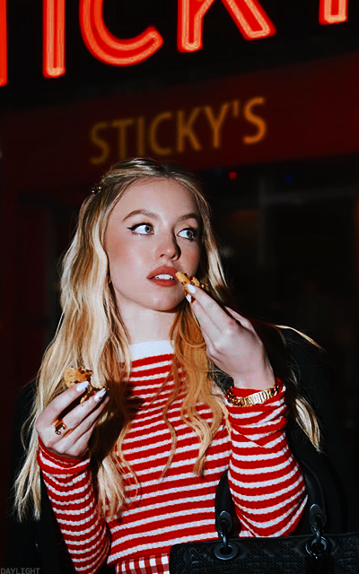 Sydney Sweeney - 400x640 avatars