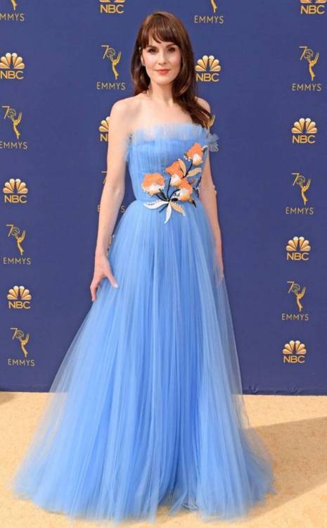 omgthatdress:Living for Michelle Dockery’s fluffy blue cloud of a dress, but those BANGS!