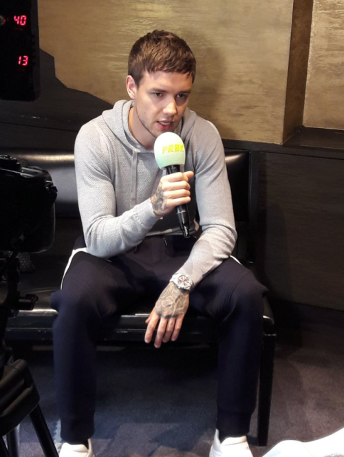 thedailypayne: Liam in Paris 15/9