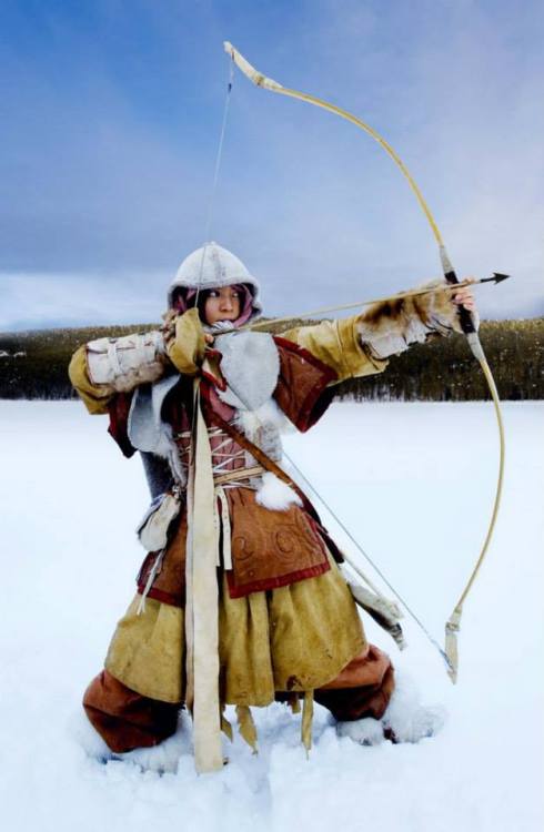 safetytank: irkbitig: Mongolian Archer Actress Zhang Jingchu from the movie Jade Warrior, but nice t