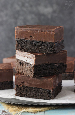 sweetoothgirl:    Nutella Fudge Brownies    