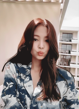 jaendeukie:soft jennie is