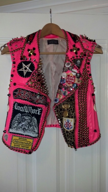 dielukedie-store:Another special order. *Bad photos :(  I reblogged this vest a couple times from your main blog but that particular post never had a photo of the back. So kewl. This vest was one of the inspirations for me to make and sell my own punk