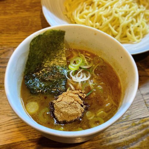 Niboshi Tsukemen - Chilled chewy firm dipping noodle with rich anchovy + chicken soup topped with fi