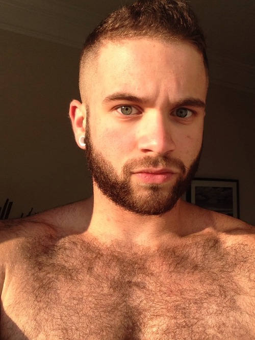 XXX oliverbeastly: To trim the beard or not to photo