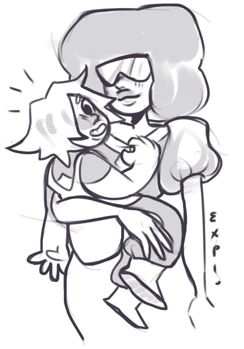 explosivess:  quicky warmups of garnet holding the small 