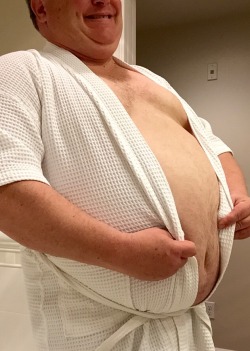 chasinhischub:One Size Fits All my ass!