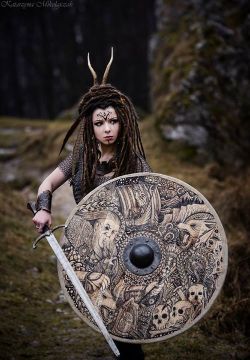 gearsofpleasure:  SavraPhoto: Katarzyna Mikołajczak PhotographyShield: Black Forest ForgeVambraces,necklace: Farmerownia.pl