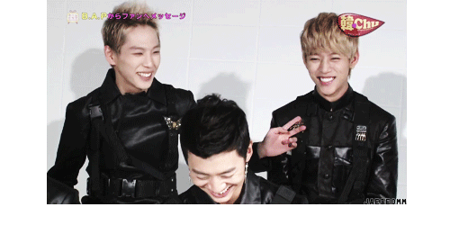 jaebeomm:  yongguk and his back-up dancers 