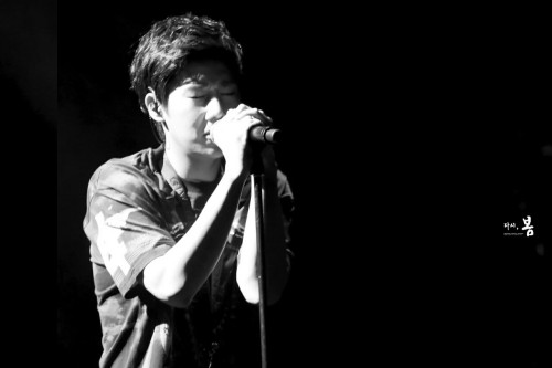 ifnt0428:   131206 One Great Step in Dubai© 다시, 봄 | do not edit, crop or remove watermark  