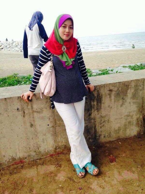 mardmean: Padu jgak bini org nii…huhuhu…teringin nk kokek nga u