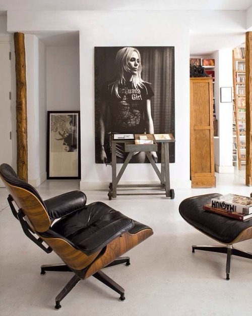 I have always loved this Charles Eames chair and ottoman and once you are seated, you’ll never
