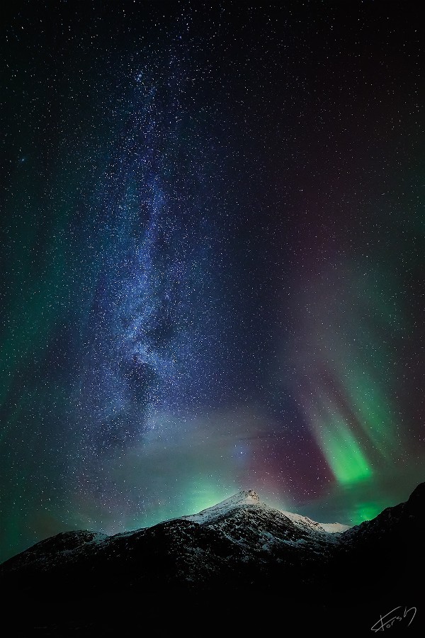 landture:  Stars, blues and green drapes by kristianforsberg 