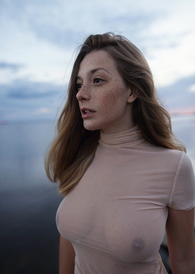 babes-with-freckles:see through https://babes-with-freckles.tumblr.com/freckles