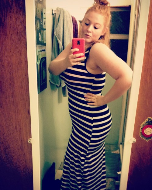 jolierenae:  I have learned to love my giant jiggly thighs and chunky butt. 👌👌👌