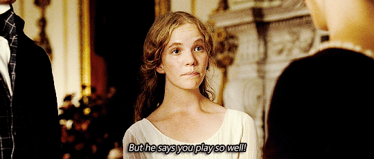 tnfarmgirl:  ahhhh Mr Darcy - the way he looks at Miss Lizzy - women just want men