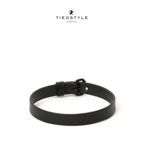 Simple all black day collar. Handmade.