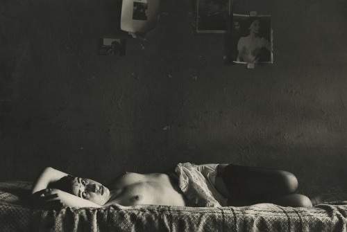 Porn Pics blueblackdream: Saul Leiter, 1950s-60s  