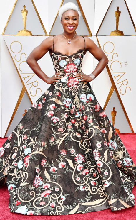 omgthatdress:I absolutely love Cynthia Erivo’s dress! So stunning, she looks amazing in it! Also, th