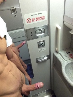 flythatcock87:Long haul flights to mean plenty of time to play around