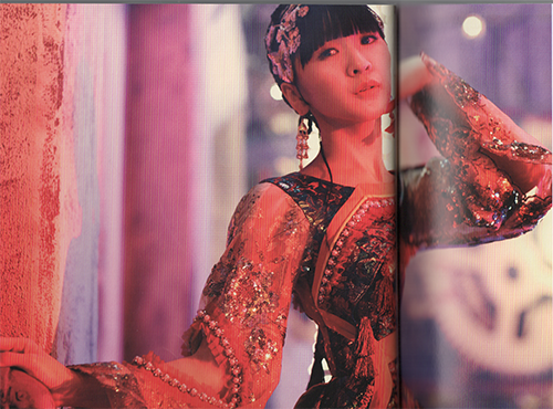kashi-yuka:  Kashiyuka [Cling Cling Deluxe Photobooklet] 