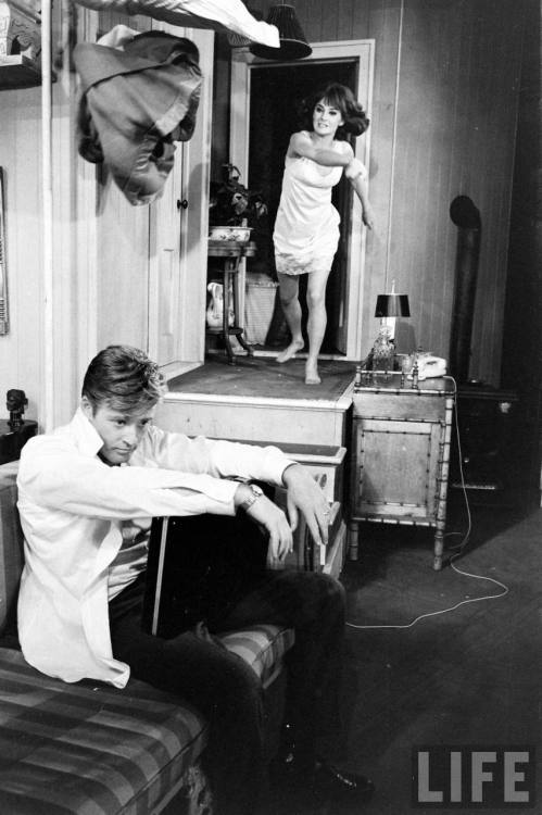 Robert Redford and Elizabeth Ashley in Barefoot in the Park(John Dominis. 1963)