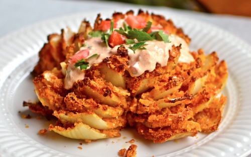 Porn Pics do-not-touch-my-food:  Baked Bloomin’ Onion