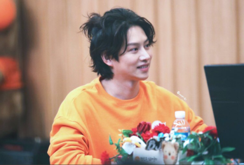 villemo1001: I fell in love with these photos. Heechul looks amazing in this hairstyleIt’s not my pi