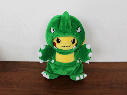 shelgon:Daisuki Club Images for the Pokémaniac Cosplay Pikachu Plush 