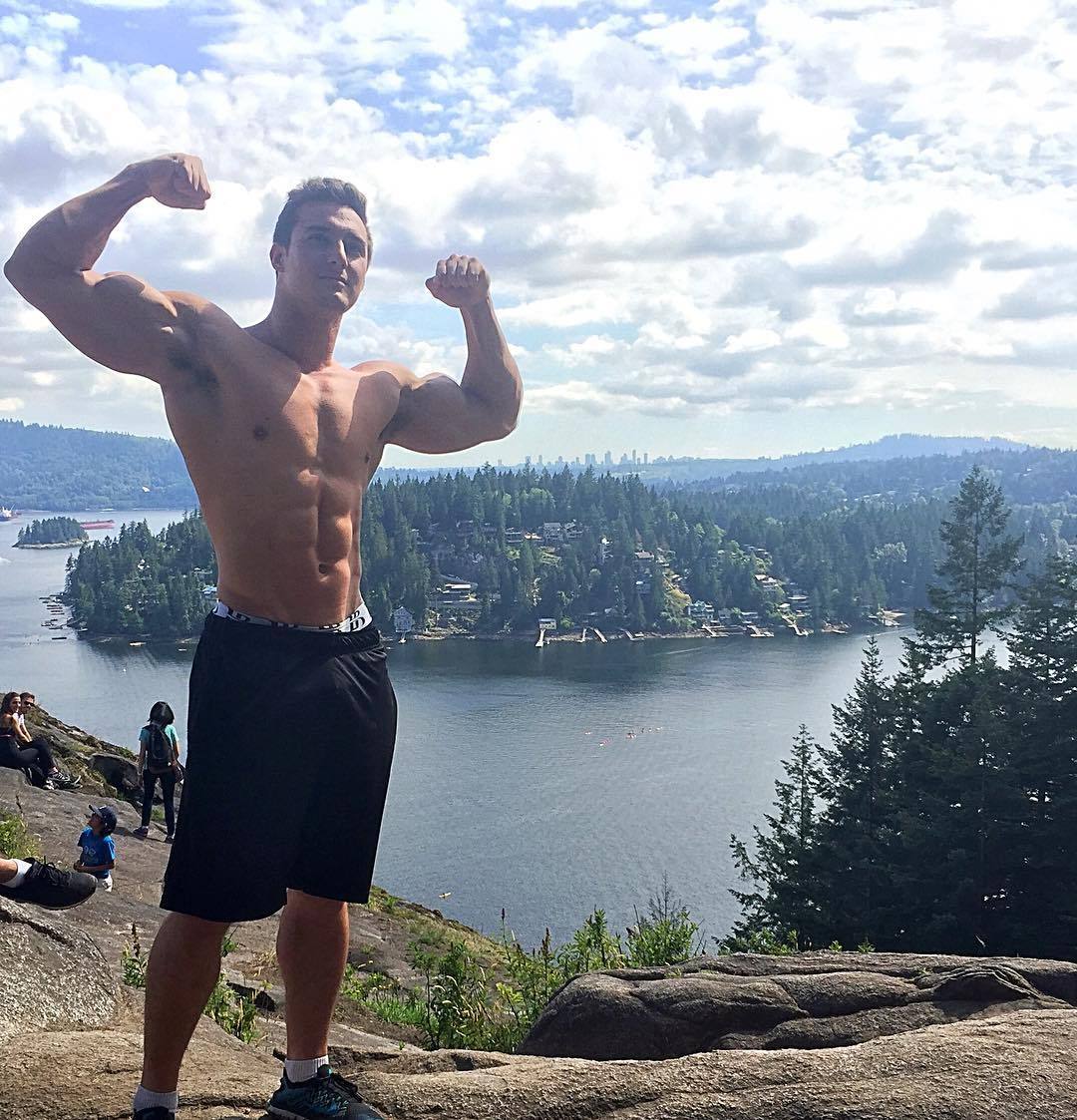 hotstudsdaily:Justin DeRoy (x) 
