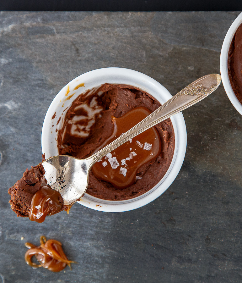 foodffs:  Chocolate Cheesecakes + Salted Caramel SauceReally nice recipes. Every