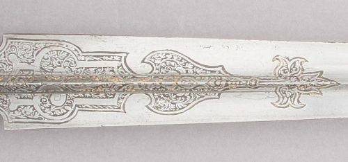 bunch-of-atoms: art-of-swords: Halberd of the Guard of the Electors of SaxonyDated: circa 1620Geogra