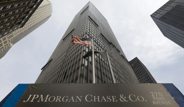 8 Major American Banks That Got Caught Discriminating Against Black People