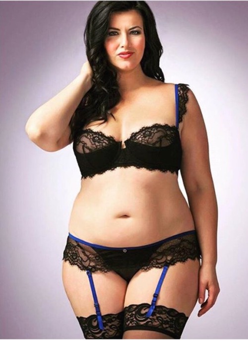 italiankong: Gorgeous curvy model, Sabine Gruchet. Perfect.