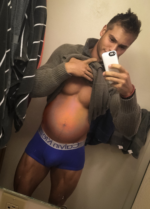 Daniel Sent His Baby Daddy A Quick Update While Lounging Around The House:This Baby Is Doing Somersaults