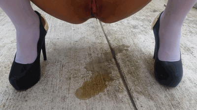 masterra89:  My slave is getting used to peeing outside every day, I love it when