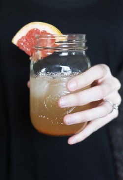 with-grace-and-guts:  CINNAMON GRAPEFRUIT