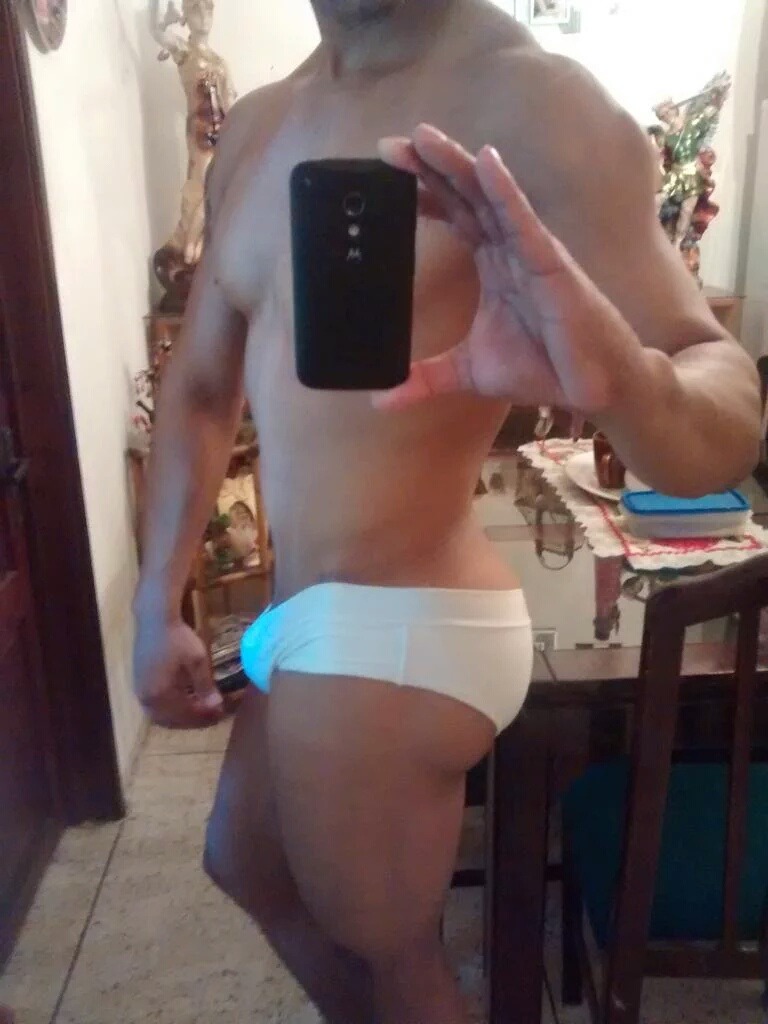 vergasdelatinos:  latinosworld1:  http://latinosworld1.tumblr.com/ AKA: latinos4us