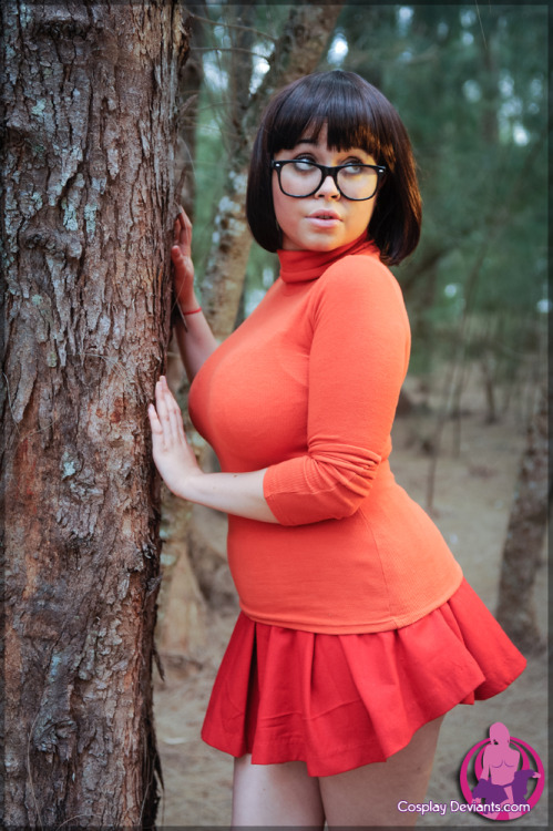 Sex sexy-cosplay-scroll:  Velma Dinkley by Envyus pictures